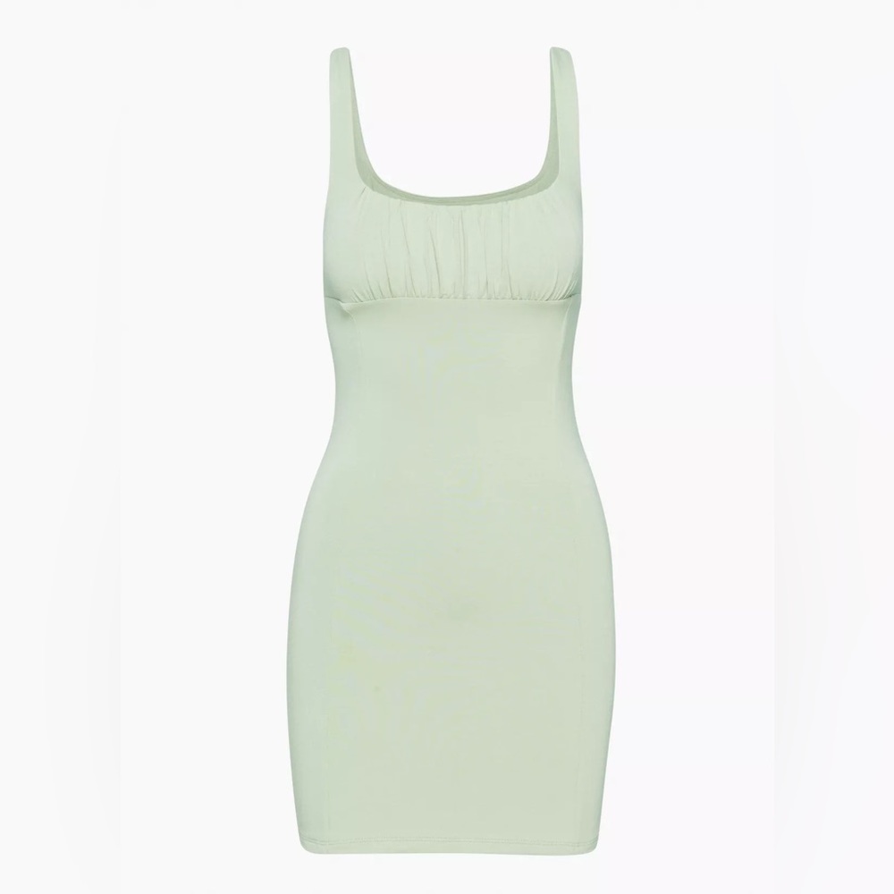 Aritzia Wilfred Free Orbit Dress